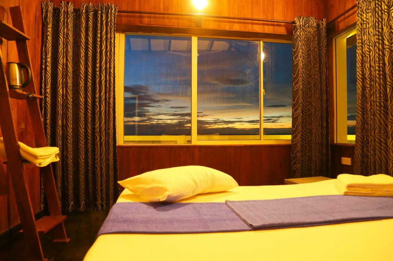 Hikka Ocean Resort Hikkaduwa Dış mekan fotoğraf