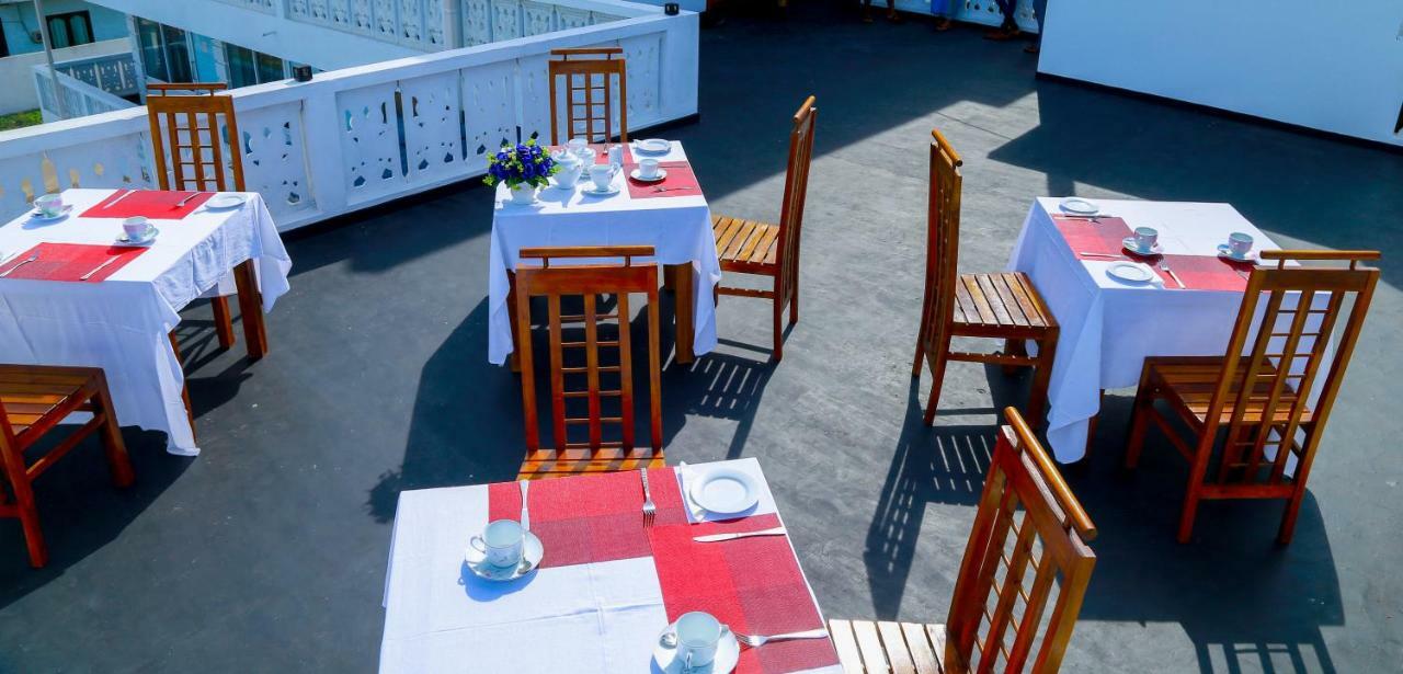 Hikka Ocean Resort Hikkaduwa Dış mekan fotoğraf